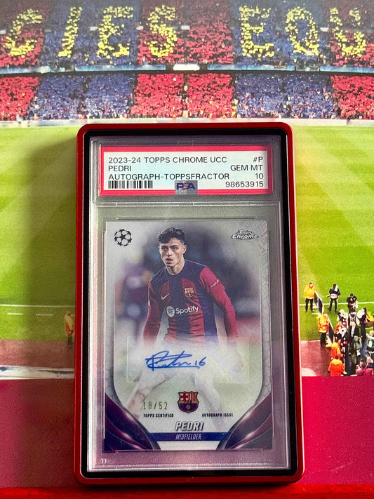 Pedri Auto Toppsfractor /52 Topps Chrome PSA 10